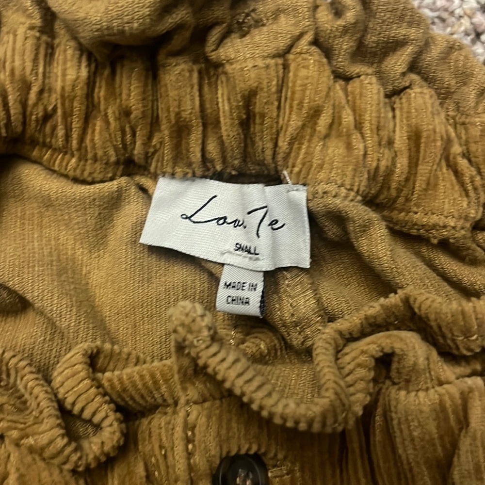 Comfy corduroy shorts